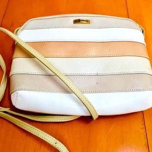 Small vintage stripped beige/cream leather handbag